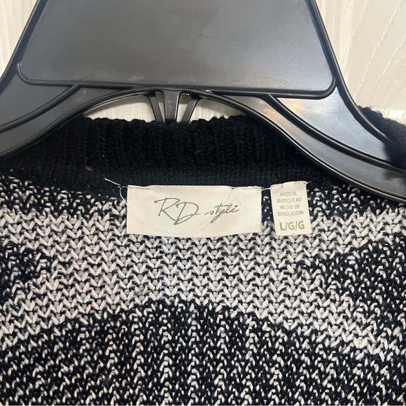 Womens Cardigan Sweater - Size Large. Star design 🌟 - Picture 3 of 5